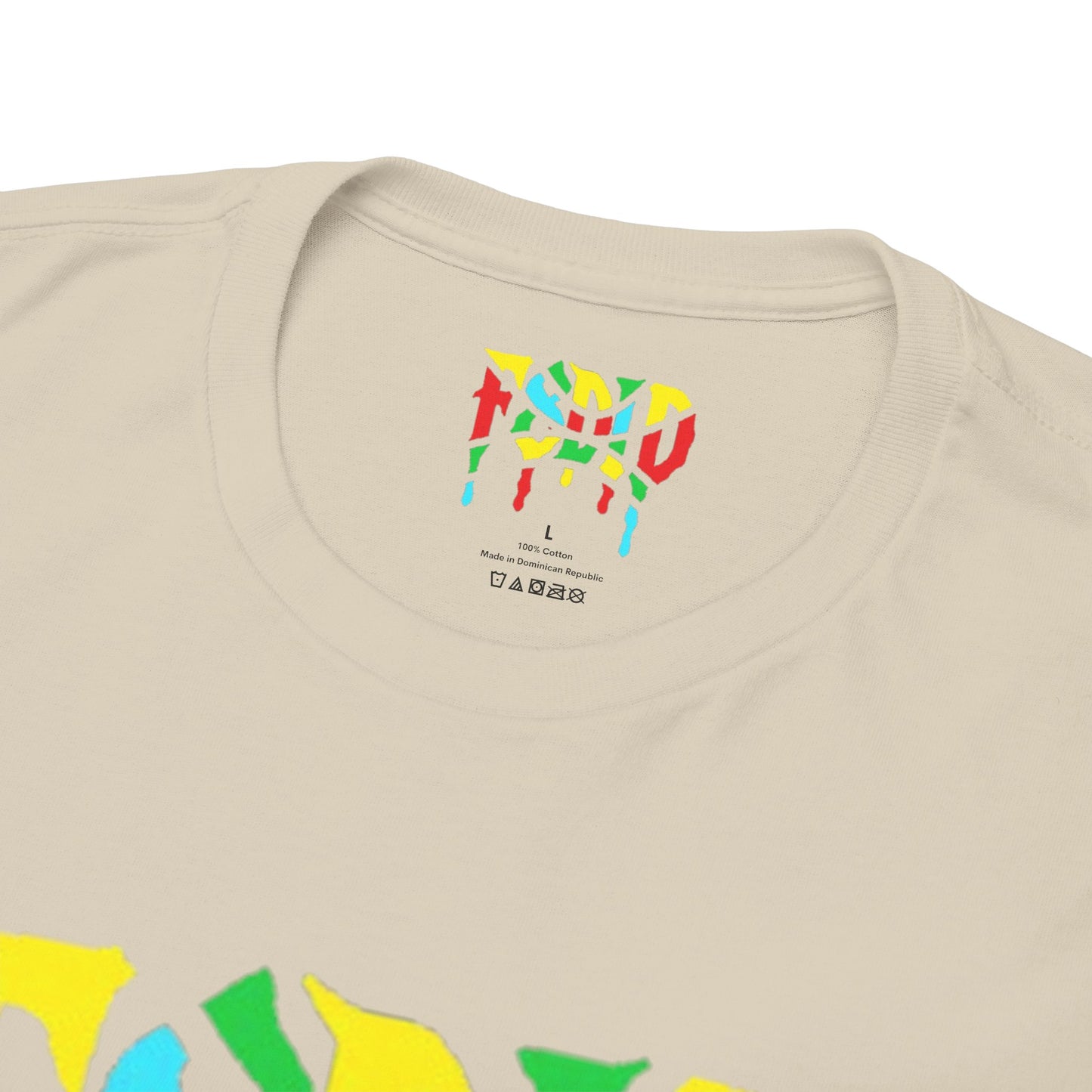 Curves of Confidence Tee
