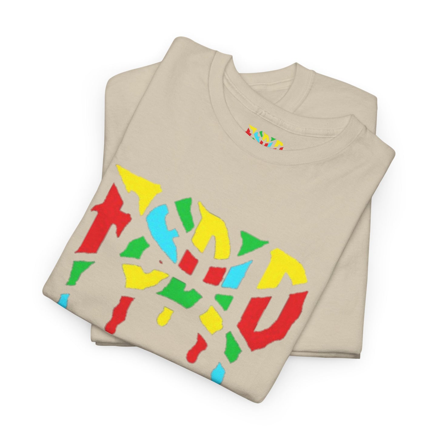 Curves of Confidence Tee