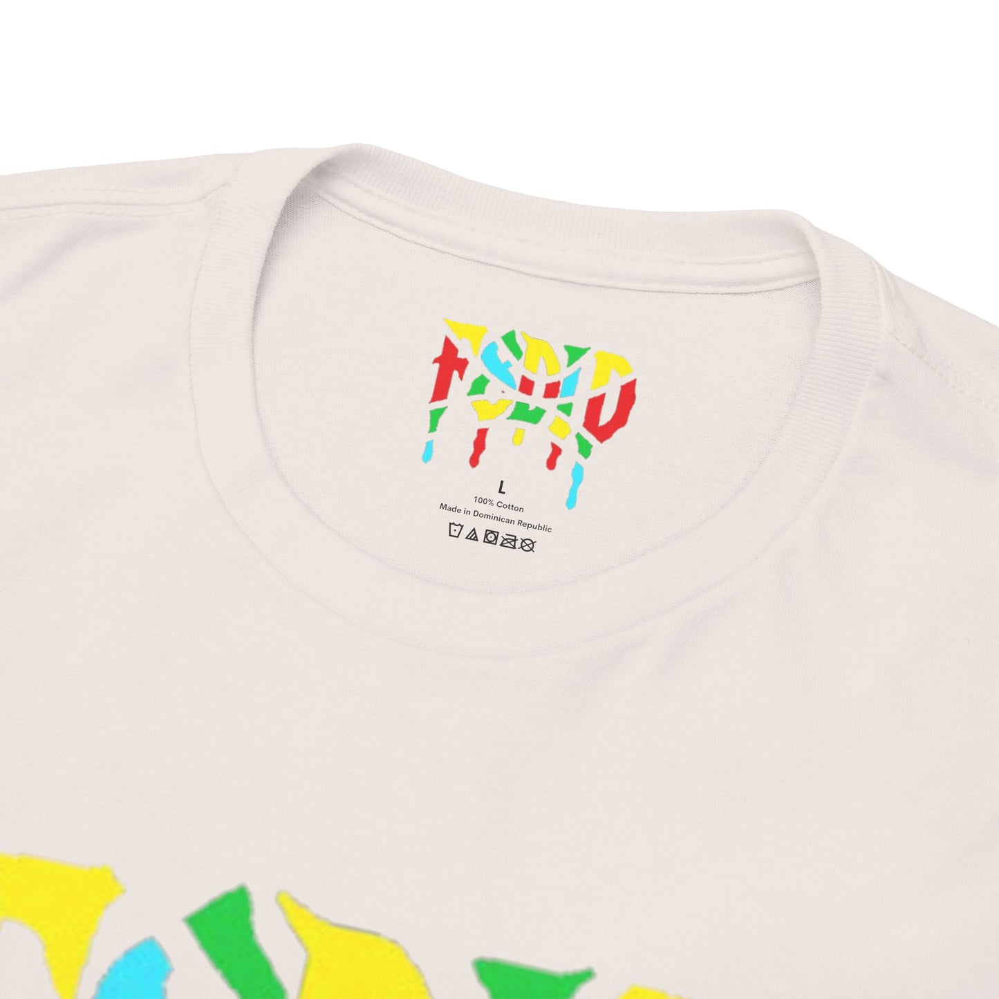 Curves of Confidence Tee