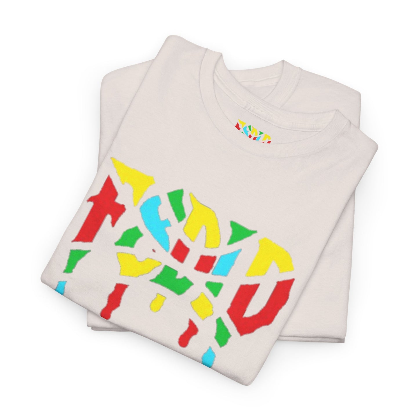 Curves of Confidence Tee