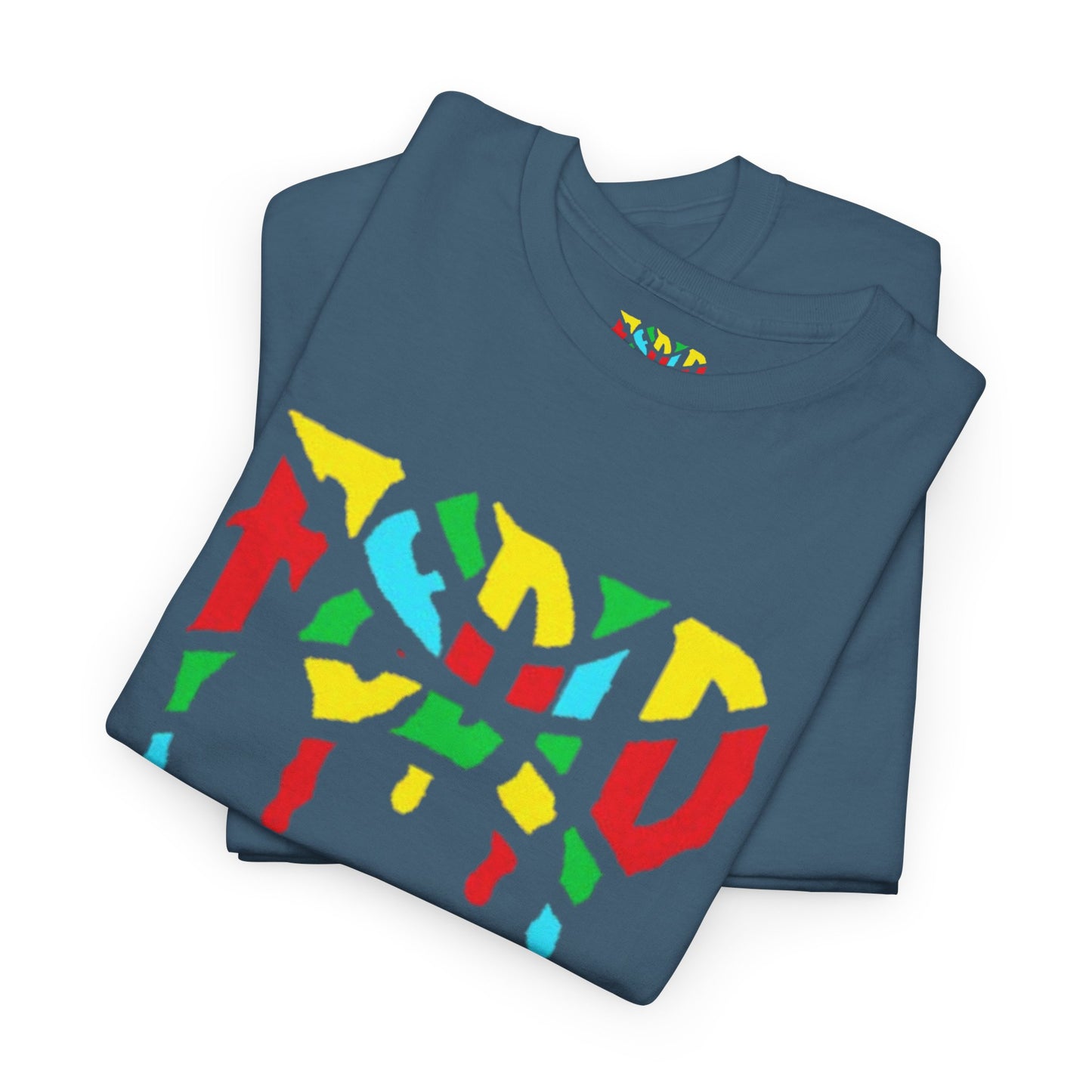 Curves of Confidence Tee